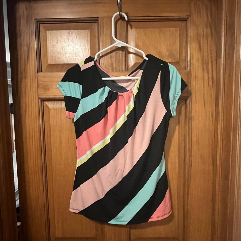 Women’s dress shirt by Worthington